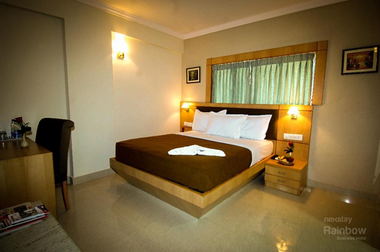 New Rainbow Business Hotel Bangalore Exterior foto